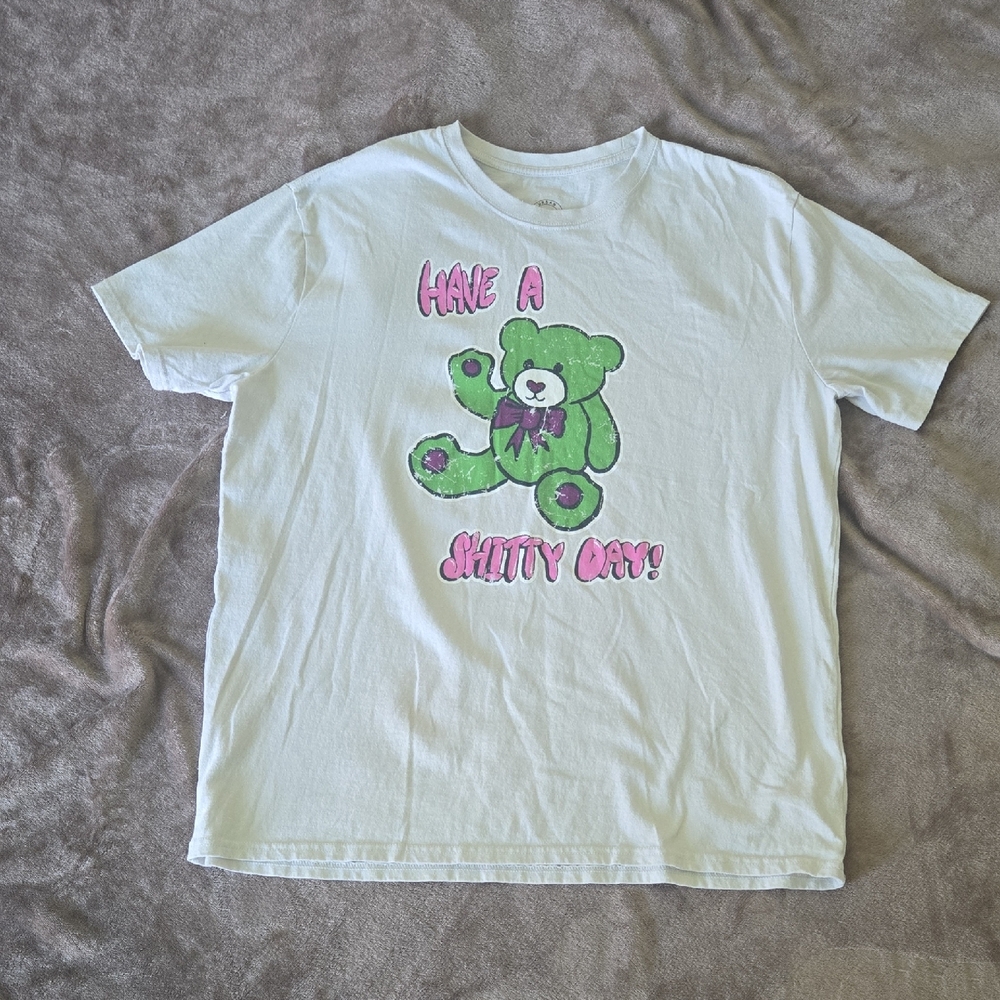 Urban Outfitters White and Green Bear Graphic Tee-S/M T42
